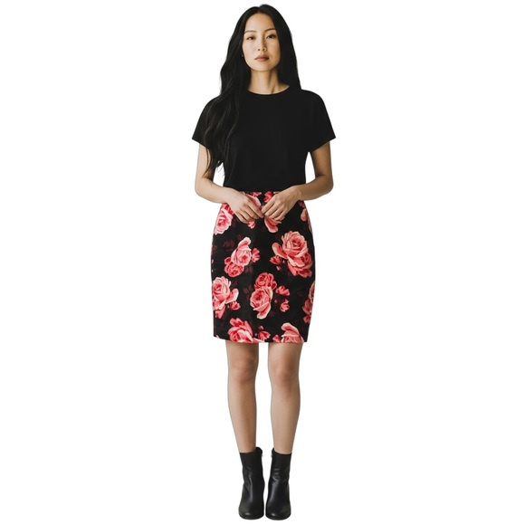 kate spade Dresses & Skirts - Kate Spade floral pencil skirt size 0